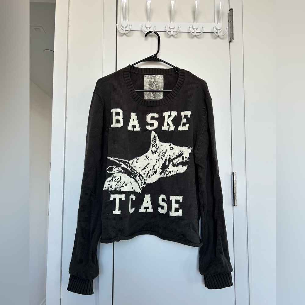 Basketcase gallery dog sweater size M